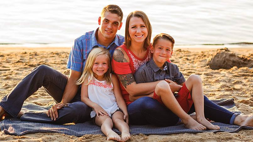 Diagnosed with breast cancer at 27, Sara Martinek persevered through treatment with the support of her family, friends and care team, and she came out on the other side with a new appreciation for what matters in life.