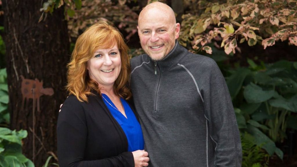 With a grim prognosis of advanced pancreatic cancer, Dr. Jim Smith had little hope for his future. That is, until he met a team of Mayo Clinic cancer specialists, whose experience and expertise set Jim on a treatment path that led him to a place of hope and healing. 